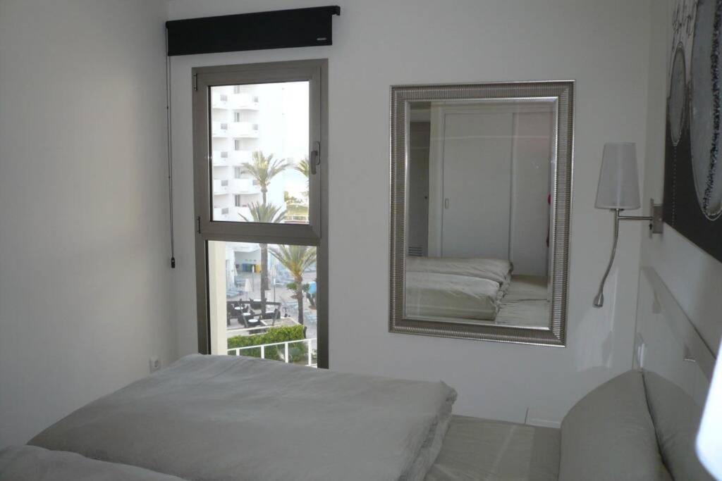 Modern Apartment With Stunning Sea View Cala Millor  Dış mekan fotoğraf